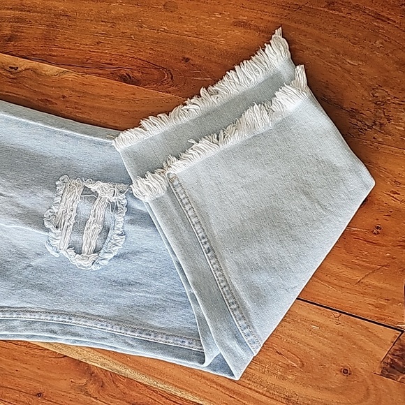 Papaya Women's High-Rise Mom Distressed Denim Pants Size 11 - Picture 11 of 12